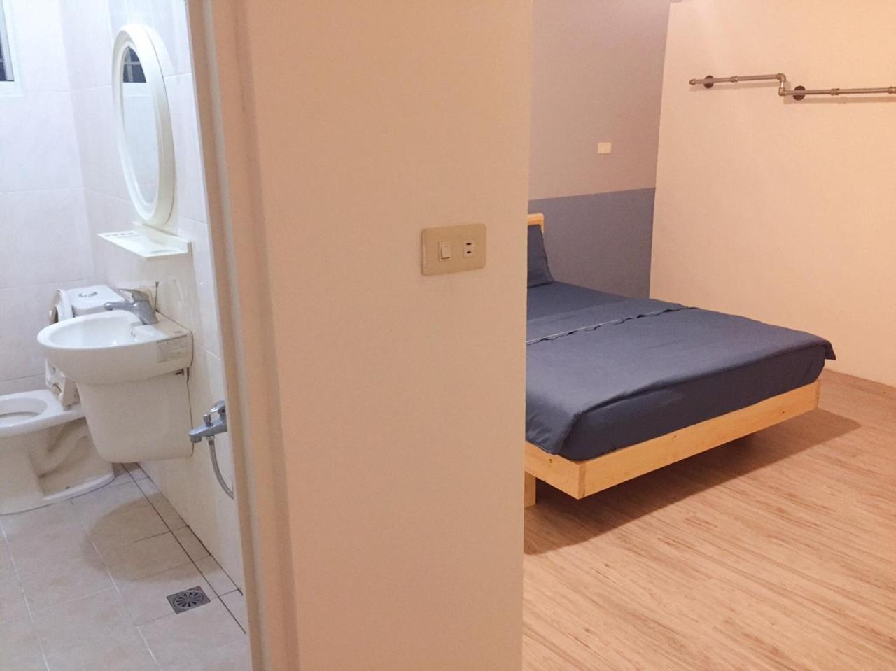 巷弄內的老宅 Hotel Pingtung Exterior foto